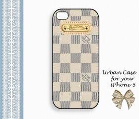 Louis Vuitton Smart White Smart Gold Case Hard Case iPhone 5 Case, iPhone case, iPhone 5 Case, iPhone 5 Cover, Hard iPhone 5 Case Original Design